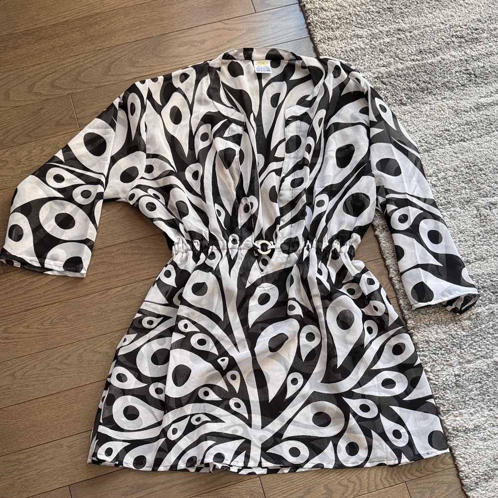 Black & White Abstract Printed Coverup